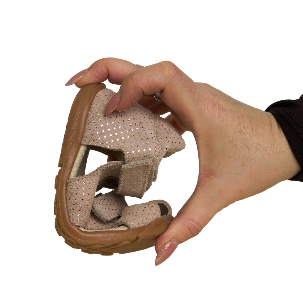 Sandale pentru copii din piele cu talonet talpa ultra flexibila Mara print bej